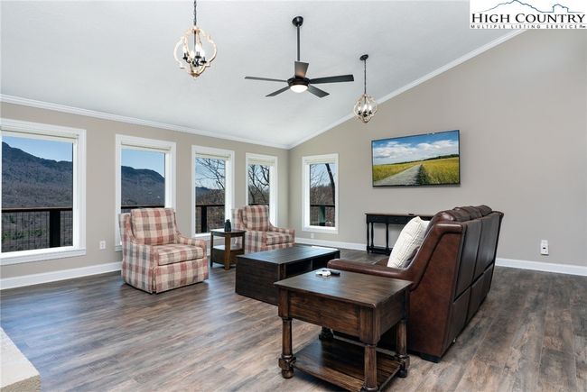 150 Squirrel Corn Ln, House other with 3 bedrooms, 3 bathrooms and null parking in Sugar Mountain NC | Image 13