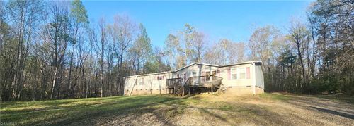 212 Flagstone Way, Lowgap, NC, 27024-9024 | Card Image