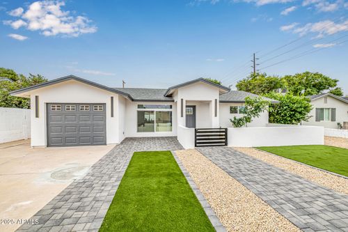 5207 E Windsor Ave, Phoenix, AZ, 85008-1728 | Card Image