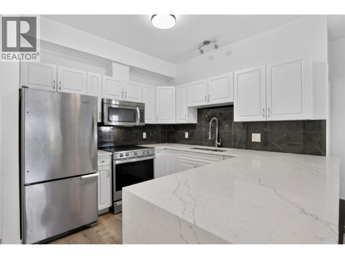 110-770 Rutland Rd N, Kelowna, BC, V1X3B7 | Card Image