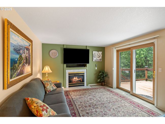 3010 Sw Phyllis Dr, House other with 4 bedrooms, 3 bathrooms and 3 parking in Gresham OR | Image 20