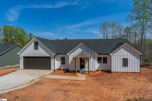 160 Holmes Dr, spartanburg, SC, 29303-4418 | Card Image