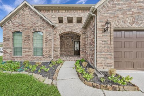 22718 Newcourt Place Street, Tomball, TX, 77375 | Card Image