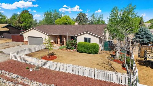 7284 E Wren Dr, Prescott Valley, AZ, 86314-5348 | Card Image