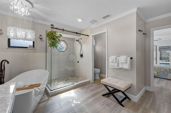 Primary ensuite with private water closet that includes a Bidet | Image 22