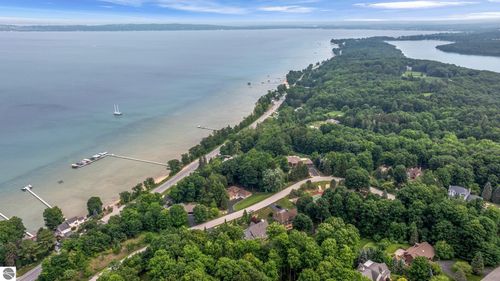10509 S Monaco Way, Traverse City, MI, 49684-6817 | Card Image