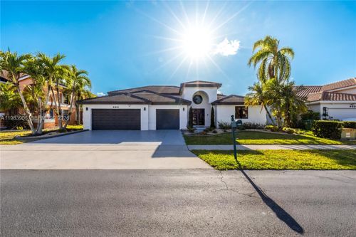 930 Nw 197th Ave, Pembroke Pines, FL, 33029-3362 | Card Image