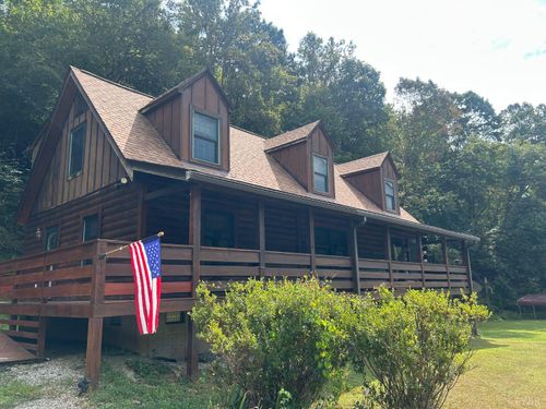 2070 Woodson Rd, ROSELAND, VA, 22967-6027 | Card Image