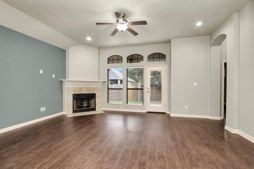 951 Oak Terrace Dr, Willis, TX, 77378-5754 | Card Image
