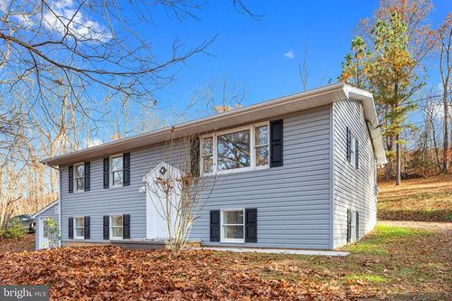 14537 Upper Patterson Creek Rd, BURLINGTON, WV, 26710-7621 | Card Image