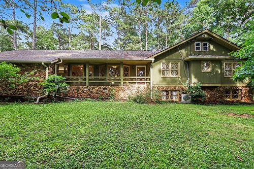 675 Ridge Ave, Stone Mountain, GA, 30083-3803 | Card Image
