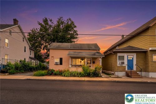 1424 Newport Ave, NORTHAMPTON, PA, 18067-1444 | Card Image