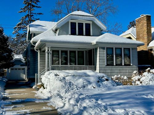 4313 N Morris Blvd, Shorewood, WI, 53211-1547 | Card Image