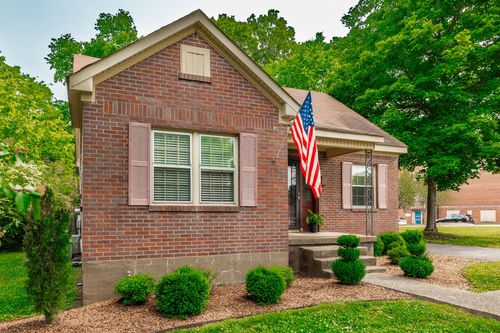 572 Hawkins Dr, Gallatin, TN, 37066-2416 | Card Image