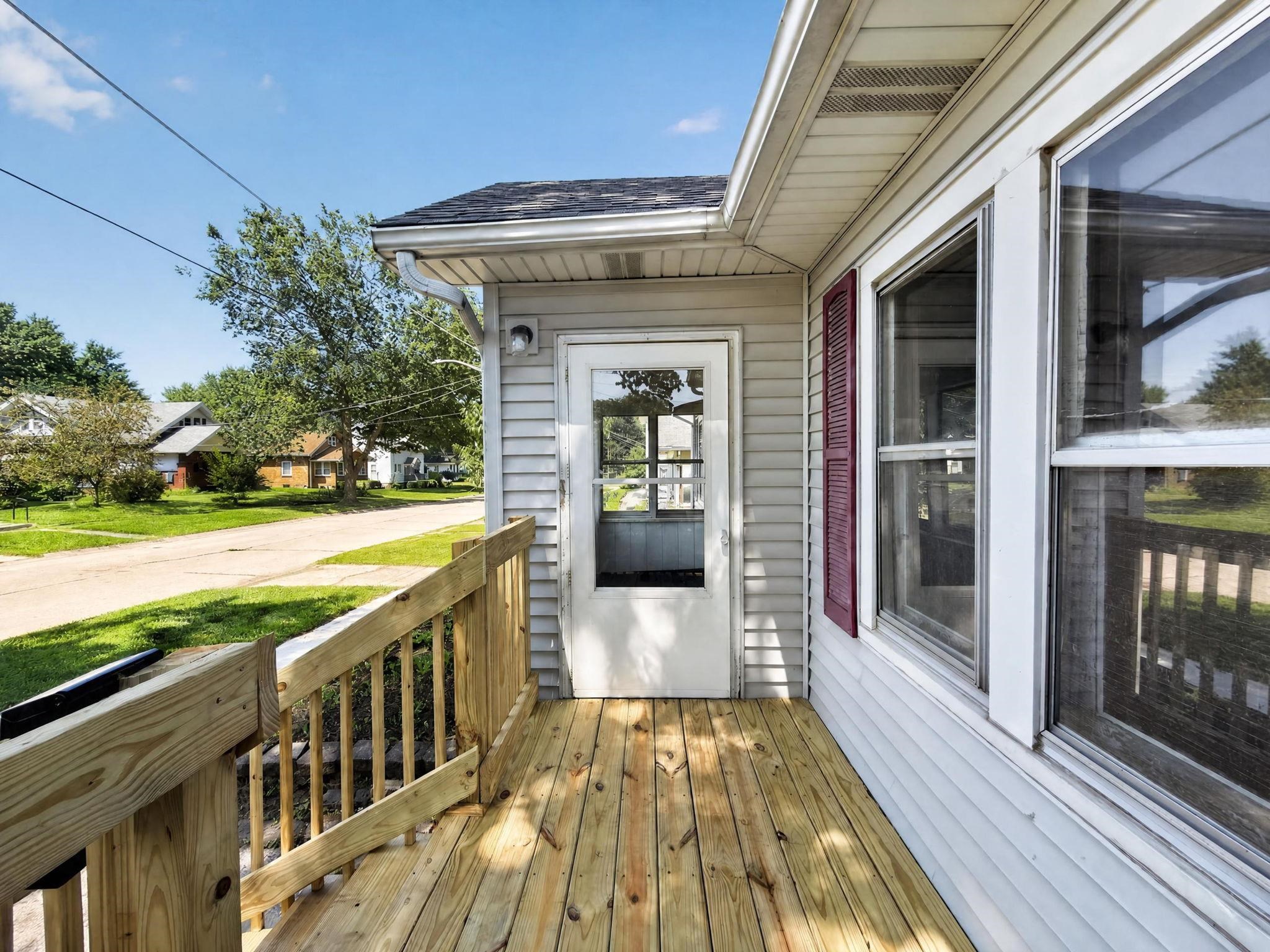Residential in ROCKFORD 3