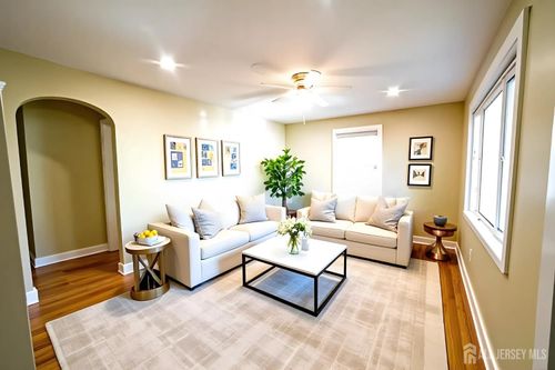 341 David St, South Amboy, NJ, 08879-1729 | Card Image