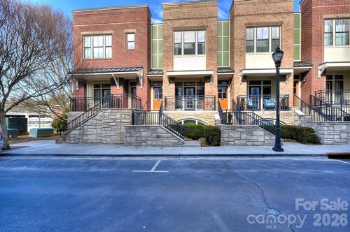 89 Stamford St, Asheville, NC, 28803-2887 | Card Image