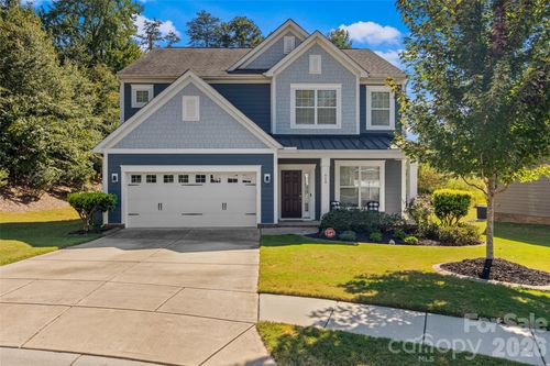 660 Brookhaven Dr, Fort Mill, SC, 29708-0093 | Card Image