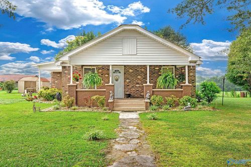6829 Highpoint Rd, Albertville, AL, 35950-3111 | Card Image