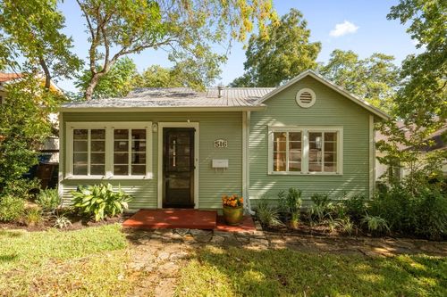 516 Lockhart Dr, Austin, TX, 78704-4336 | Card Image