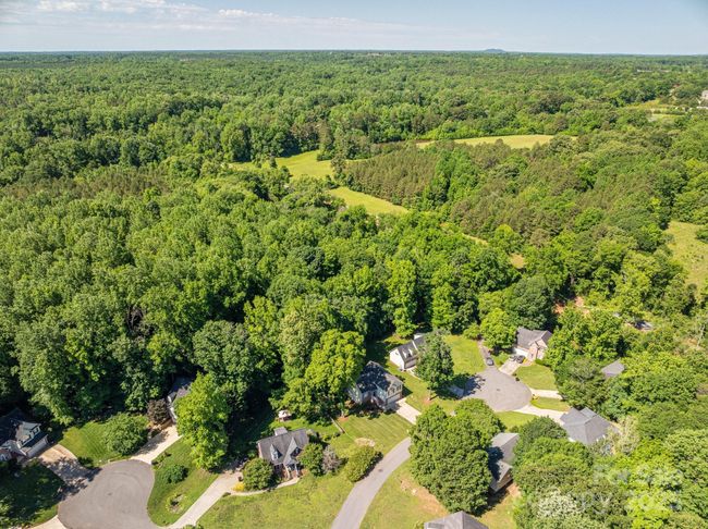 319 Beacon Hills Dr, House other with 4 bedrooms, 4 bathrooms and null parking in Gastonia NC | Image 43