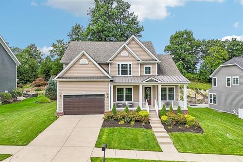 632 Chilliwack Ln, Mars, PA, 16046-4070 | Card Image