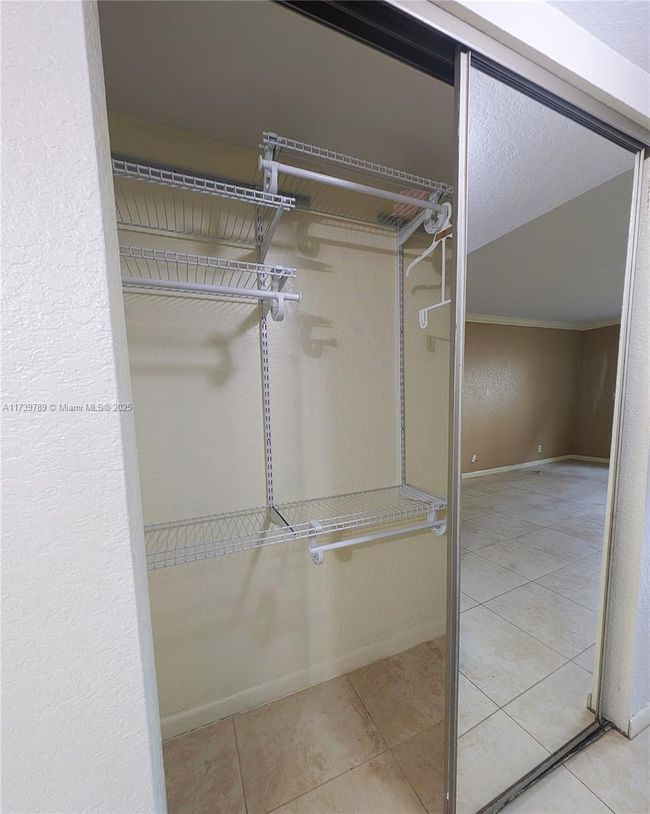 APT-1112 - 9777 Westview Dr, Condo with 2 bedrooms, 2 bathrooms and null parking in Coral Springs FL | Image 16