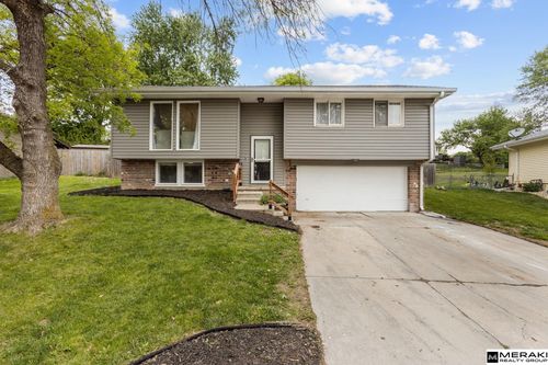 2122 N 121st Street, Omaha, NE, 68164 | Card Image