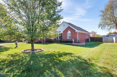 1013 Pembrooke Dr, House other with 3 bedrooms, 3 bathrooms and null parking in Bardstown KY | Image 1