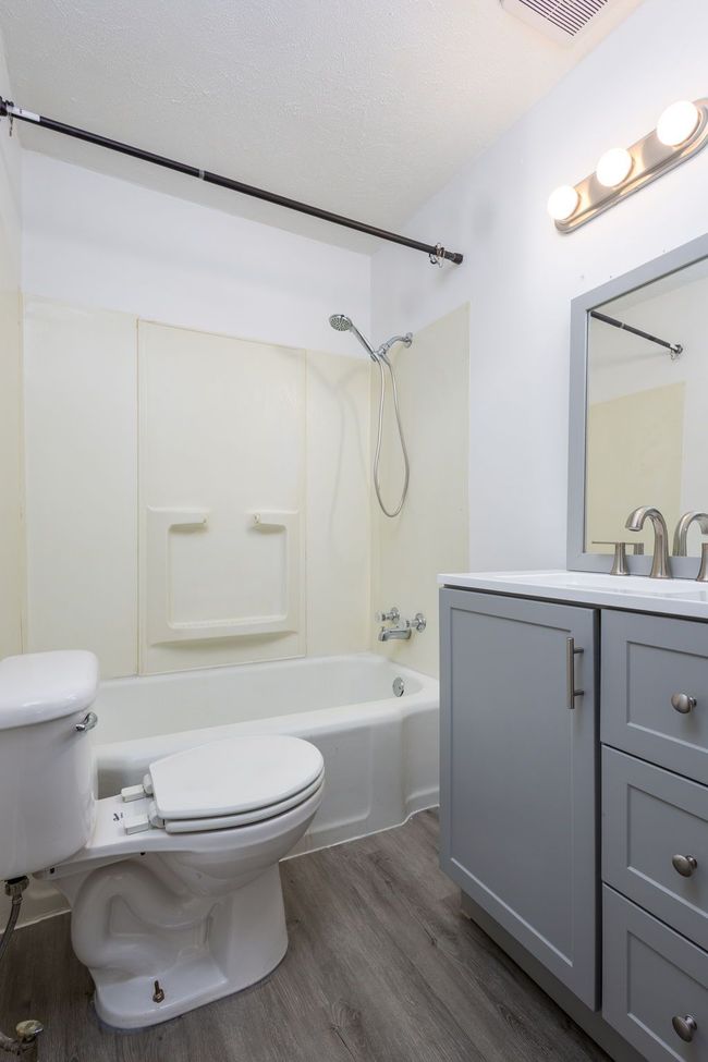34 E Milton Ave, House other with 2 bedrooms, 1 bathrooms and null parking in Hazel Park MI | Image 20