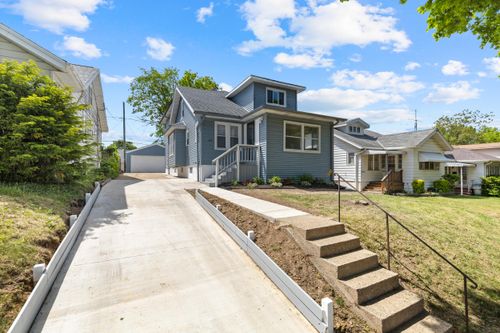 2451 N 58th St, Milwaukee, WI, 53210 | Card Image