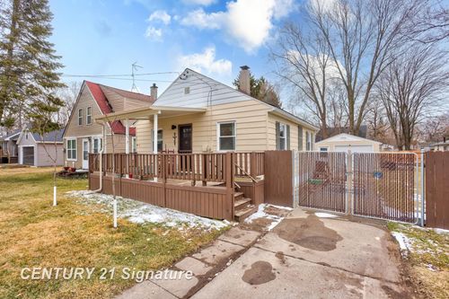 1921 Reo Street, Saginaw Charter Township, MI, 48602 | Card Image