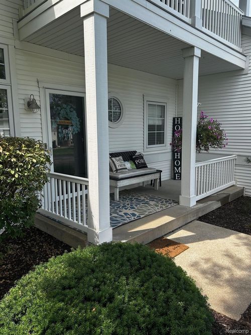 2190 Boardwalk Ct, Wayland, MI, 49348-8840 | Card Image