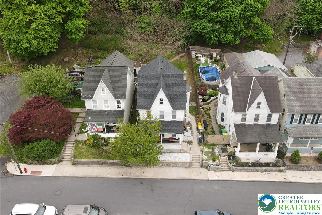 Residential in Slatington Boro 3
