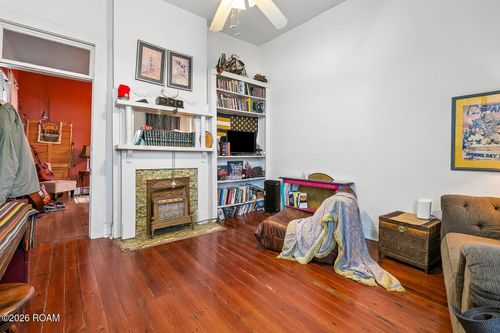 8133 Apple St, New Orleans, LA, 70118-3003 | Card Image