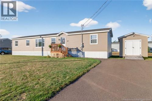 47 Rue Perrot, Shediac, NB, E4P0H3 | Card Image