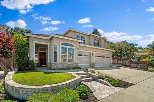 1656 Valley Oaks Dr, Gilroy, CA, 95020-7749 | Card Image