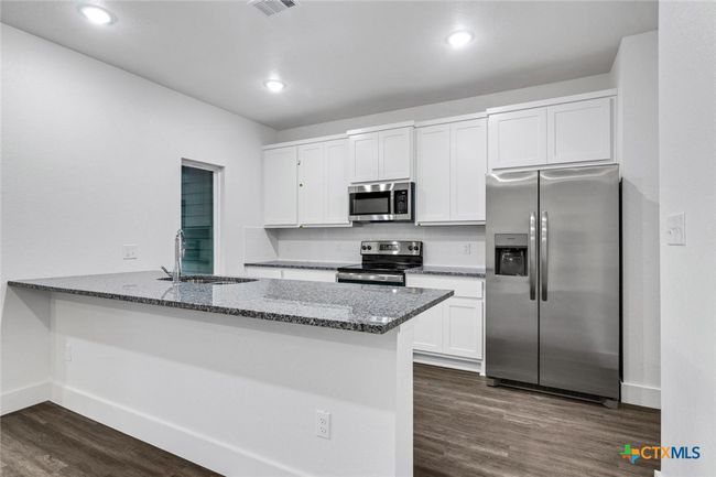 1912 Royal Loop, Townhouse with 3 bedrooms, 3 bathrooms and null parking in Belton TX | Image 5