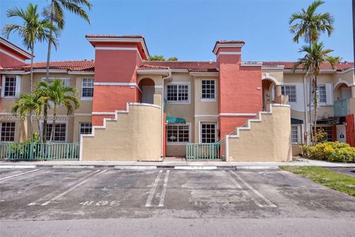 403-7085 Nw 173rd Dr, Hialeah, FL, 33015-4166 | Card Image