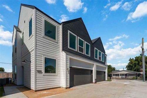 b-4710 Mallow St, Houston, TX, 77033-4004 | Card Image