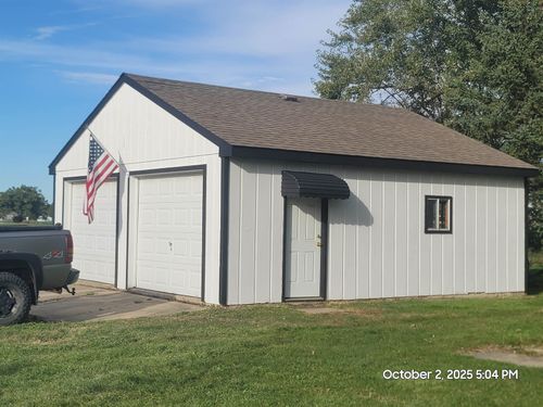 8273 Van Vleet Rd, Gaines, MI, 48436-8929 | Card Image