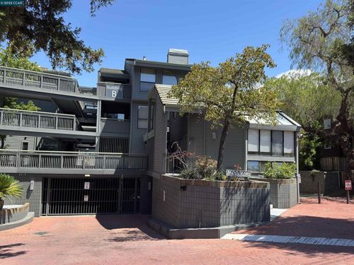 1640 San Miguel Dr, Walnut Creek, CA, 94596-4871 | Card Image