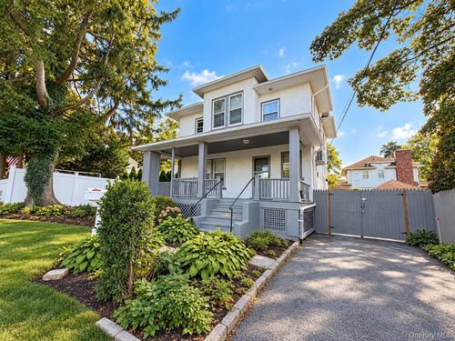 111 Rockne Rd, Yonkers, NY, 10701-5420 | Card Image