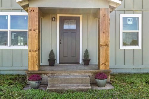 221 S Main St, Okeene, OK, 73763-9111 | Card Image