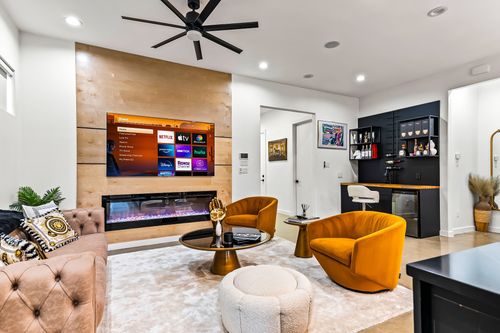 1211 Bonnie View Rd, Dallas, TX, 75203-3929 | Card Image