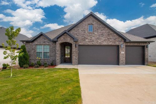 71 Fletcher Ridge Cir, Little Rock, AR, 72223-9075 | Card Image