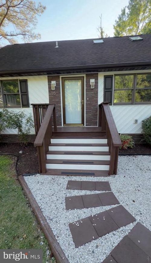 15 Raft Rd, OCEAN PINES, MD, 21811-1857 | Card Image