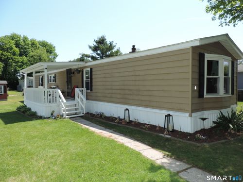 6 Woods Way, North Windham, CT, 06256-1040 | Card Image