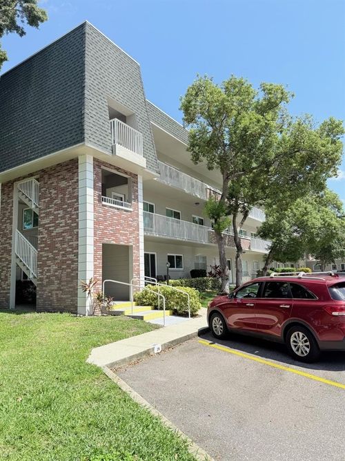apt-38-2426 Persian Dr, CLEARWATER, FL, 33763-1911 | Card Image