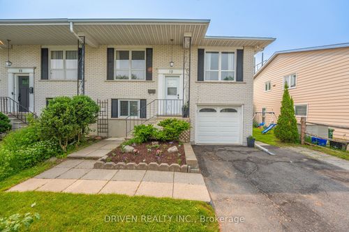 10 Shoreham Ave, Nepean, ON, K2G3T7 | Card Image